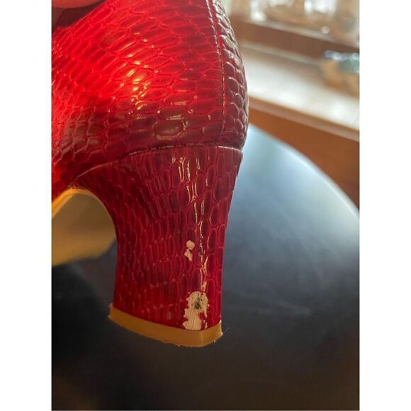 Tory Burch Double Logo Embossed Snakeskin Shoes - Picture 4 of 8